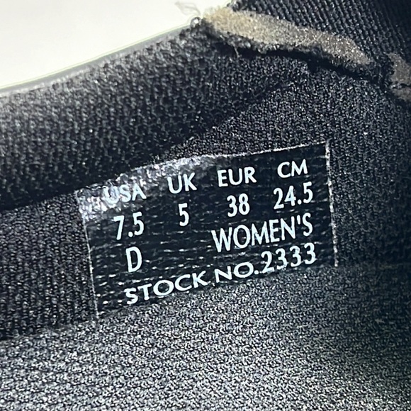 RED Wings style # 2333 Black Leather steel toe skip resistant shoe size 7.5 - Picture 12 of 16